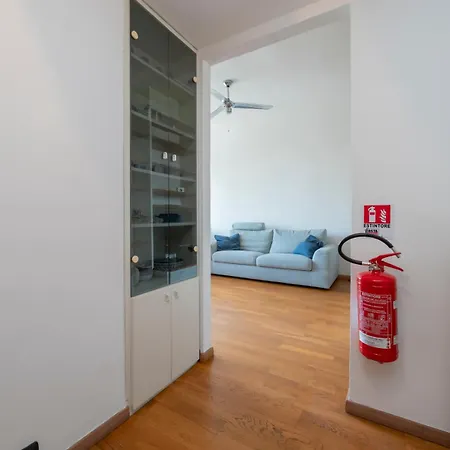 I-host - Martini 22 *