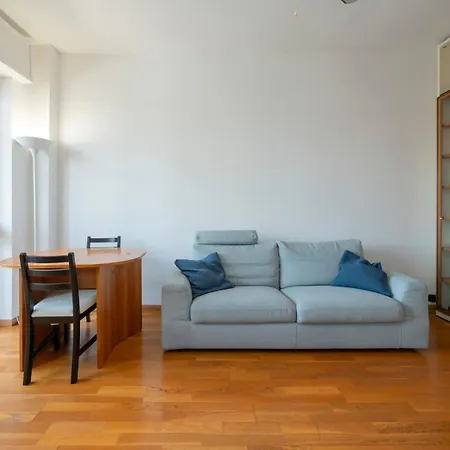 I-host - Martini 22 Μιλάνο